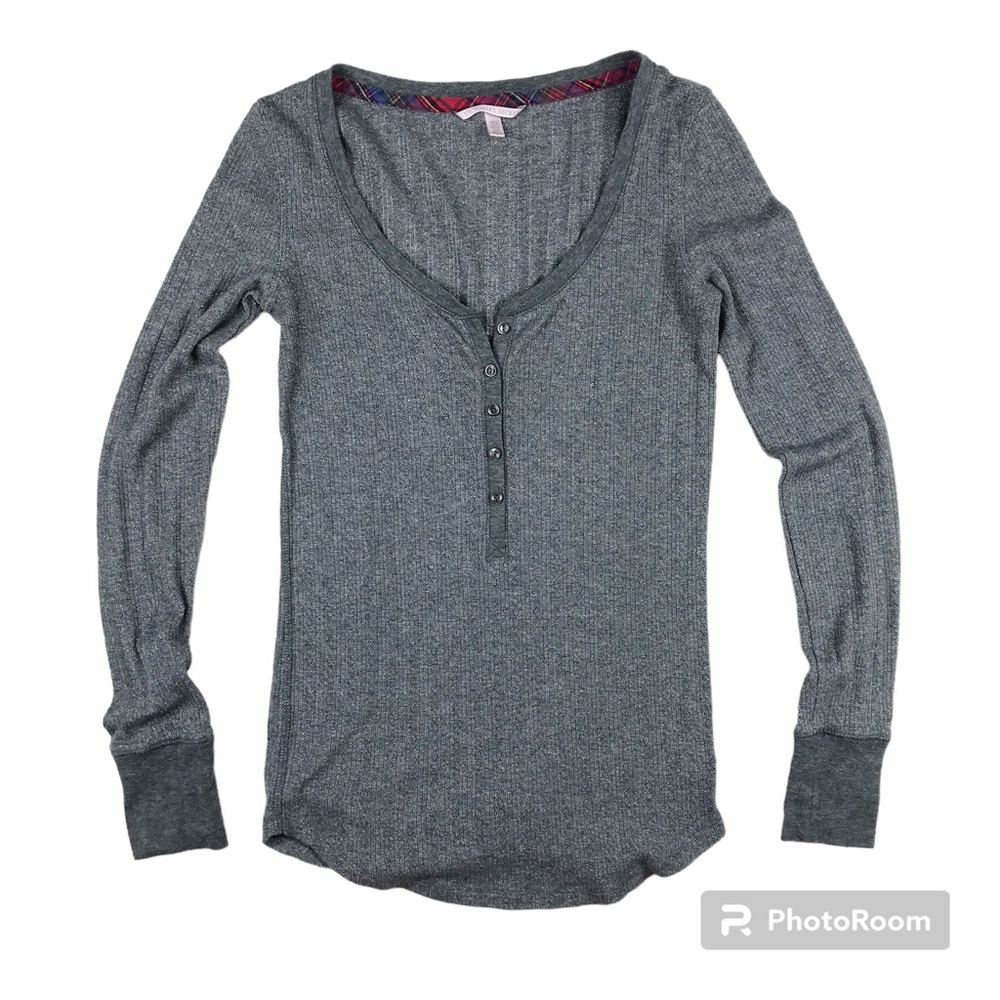 Victoria’s Secret Sparkle Gray Long Sleeve Thermal Top
